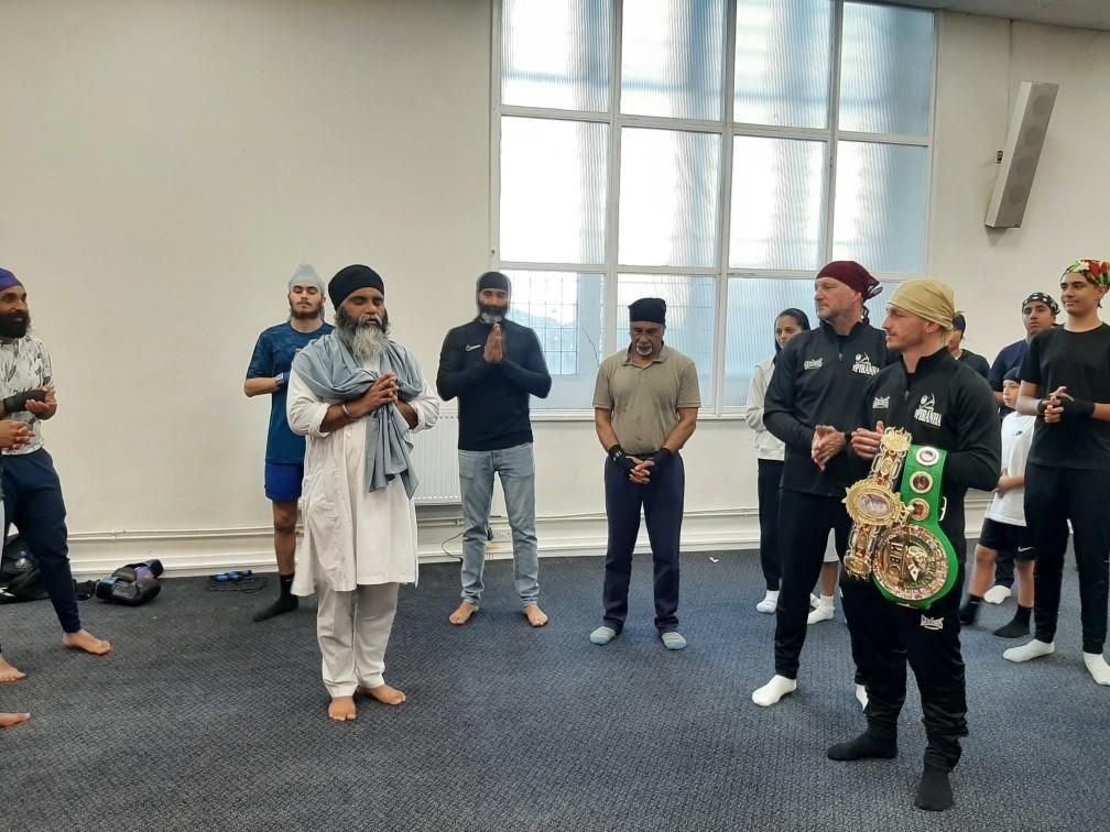 Community visit to the Singh Sabha Gurdwara in Southampton.